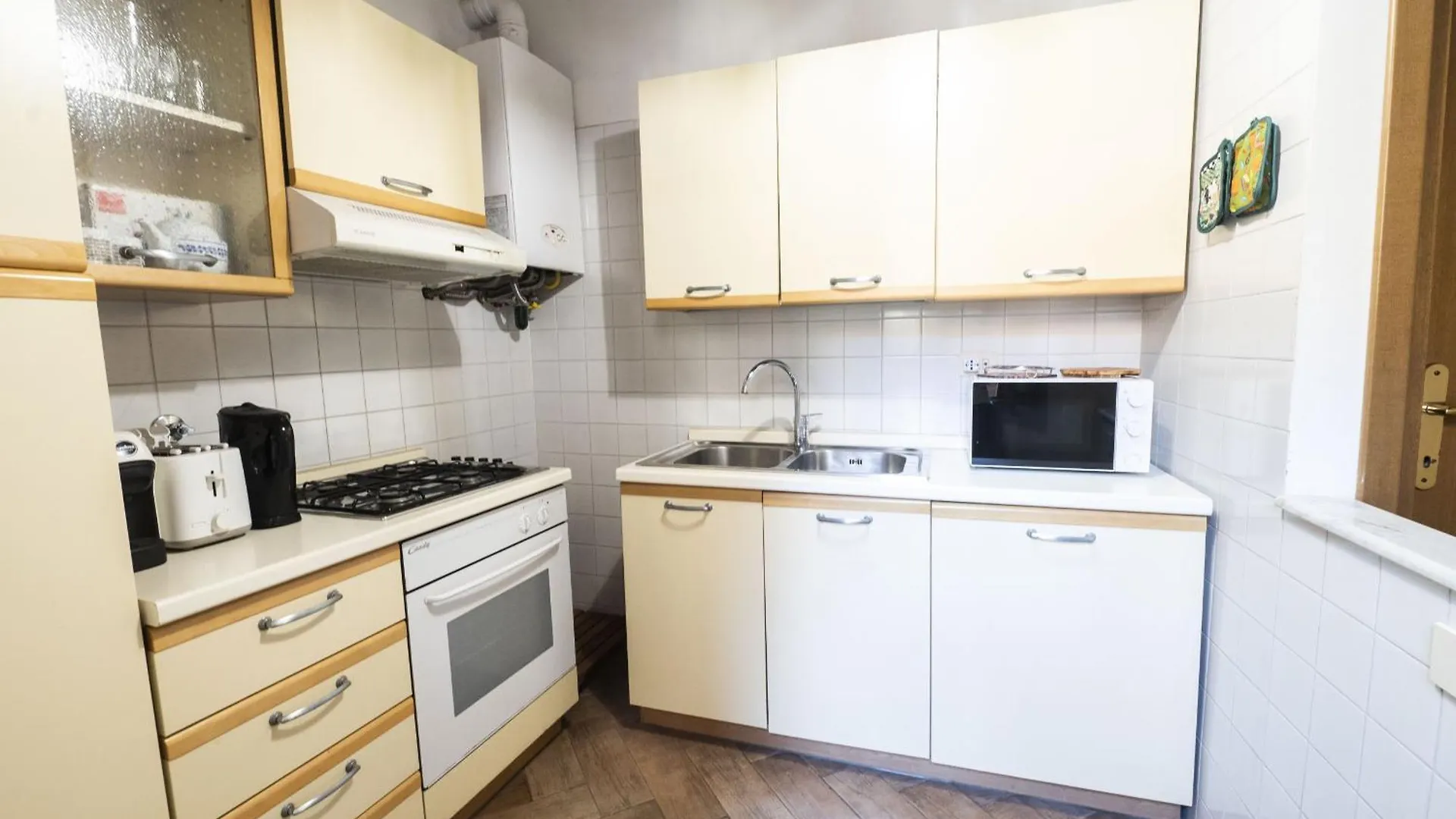 Campo De Fiori Large Family Apartment Rome 0*,  Italy