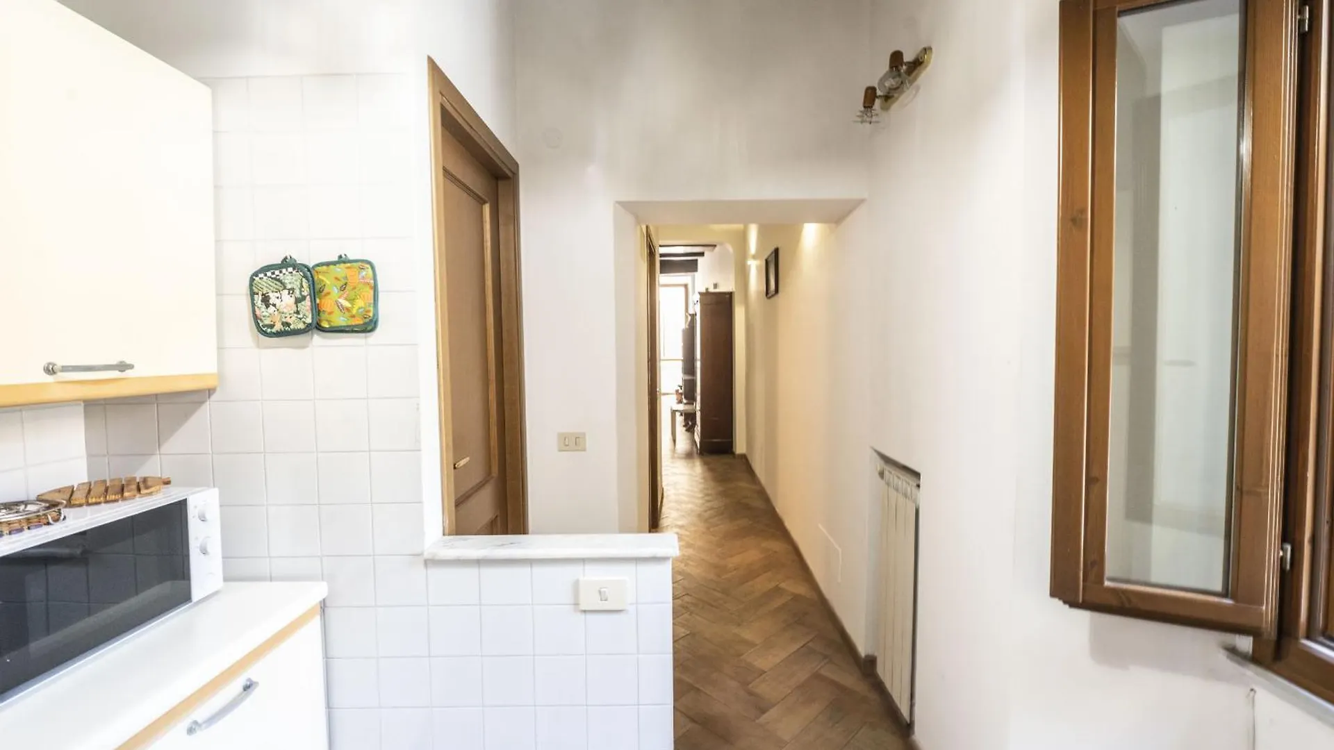 Campo De Fiori Large Family Apartment Rome
